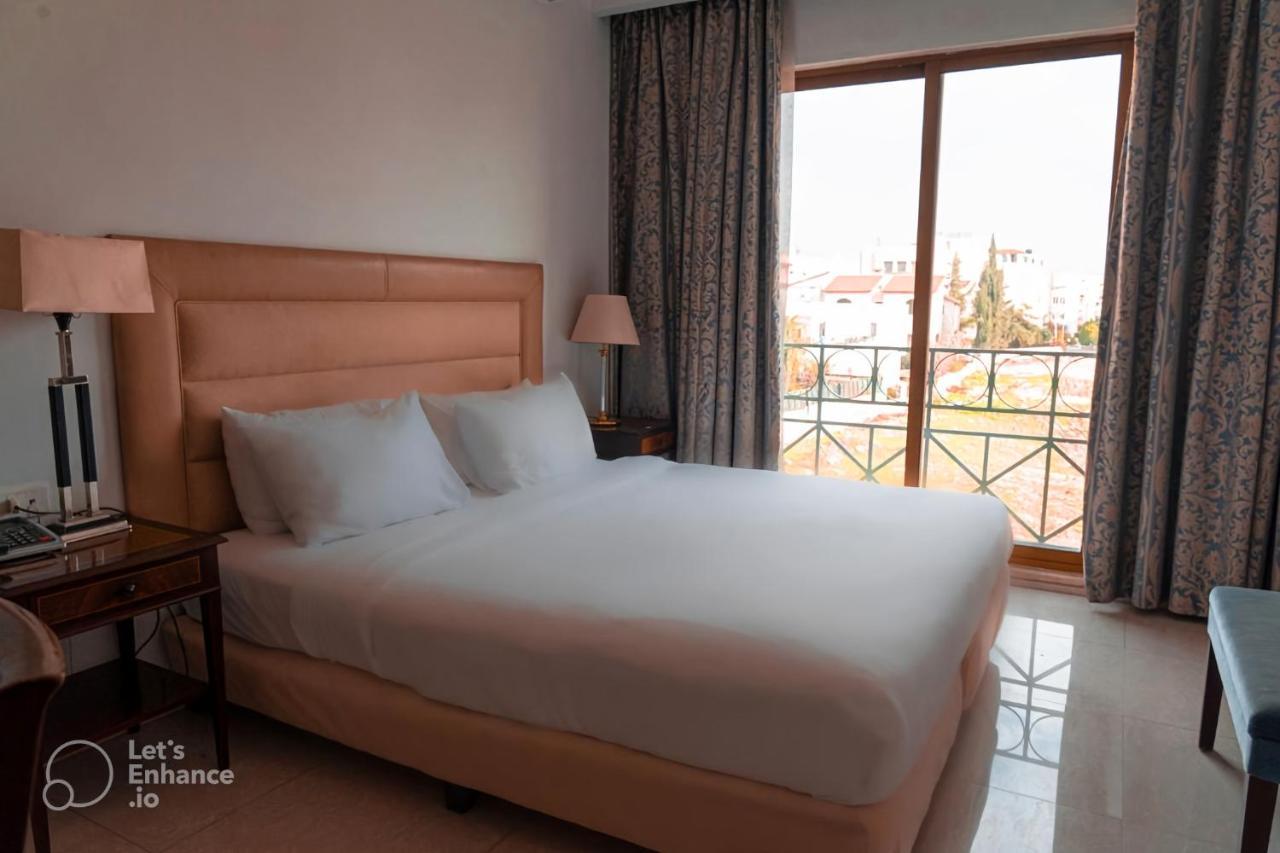 Guest House Hotel Amman By Fhm Ngoại thất bức ảnh
