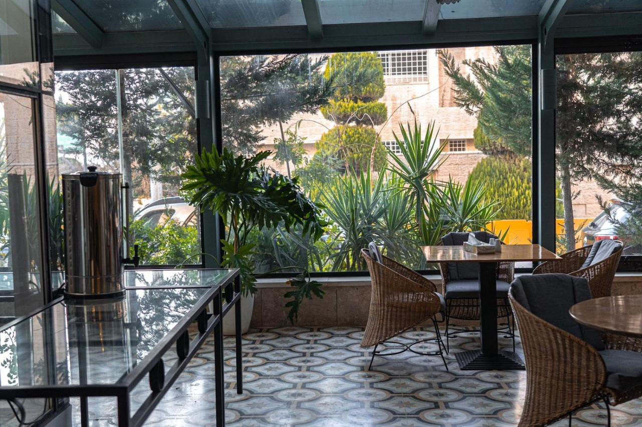 Guest House Hotel Amman By Fhm Ngoại thất bức ảnh